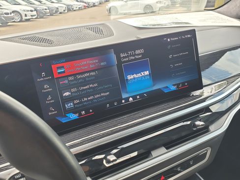 Certified 2025 BMW X7 M60i AWD/4WD image 17