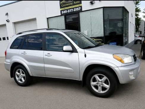 Used 2002 Toyota RAV4 4WD image 9