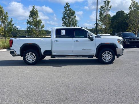Used 2022 GMC Sierra 2500 SLT w/ SLT Convenience Package AWD/4WD image 8