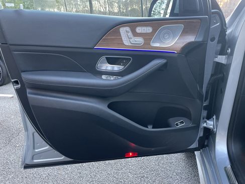 Certified 2024 Mercedes-Benz GLS 450 4MATIC image 19