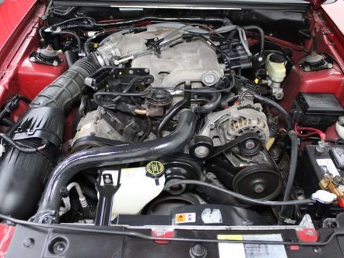 Used 2004 Ford Mustang Premium RWD image 26