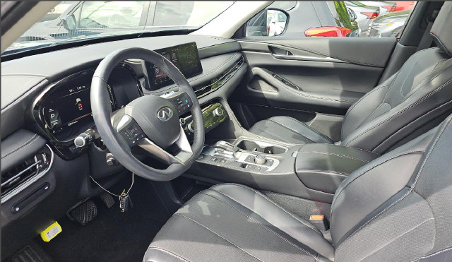 Used 2023 INFINITI QX60 Luxe w/ Cargo Package AWD/4WD image 9