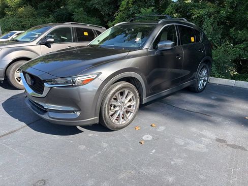 Used 2019 MAZDA CX-5 Grand Touring FWD image 2