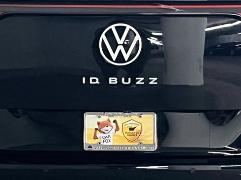Certified 2025 Volkswagen ID. Buzz Pro S RWD image 36