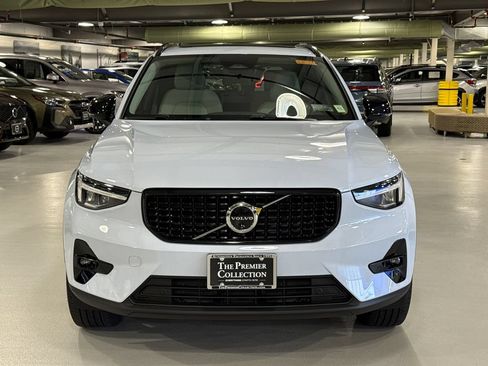 Certified 2024 Volvo XC40 B5 Plus w/ Protection Package Premier AWD/4WD image 6