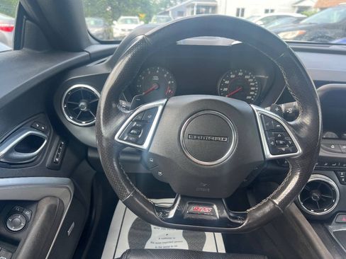 Used 2018 Chevrolet Camaro SS RWD image 21