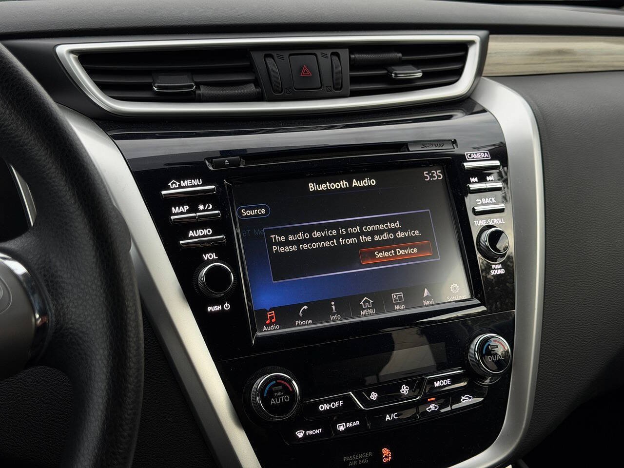 Used 2016 Nissan Murano S w/ Navigation Package AWD/4WD image 15