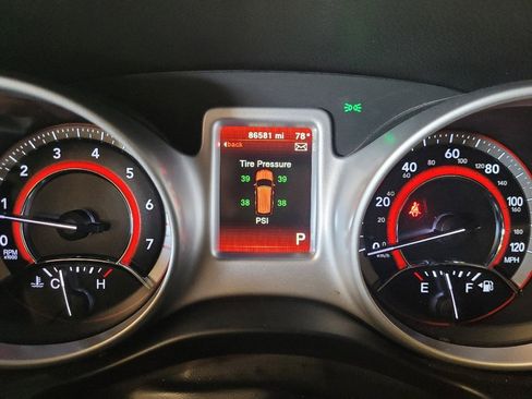 Used 2019 Dodge Journey SE w/ Connectivity Group image 23