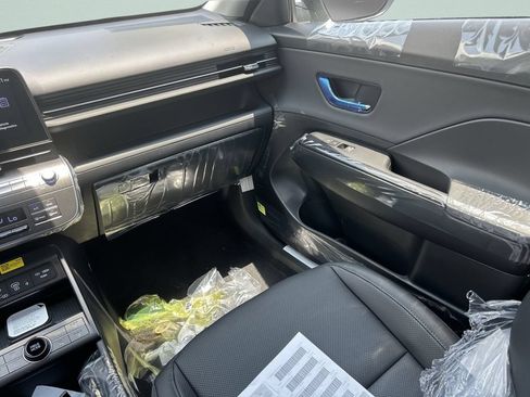New 2027 Hyundai Kona Limited FWD image 21