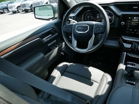 New 2026 GMC Sierra 1500 Denali w/ Denali Reserve Package AWD/4WD image 11