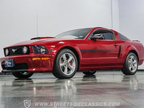 Used 2007 Ford Mustang GT image 19