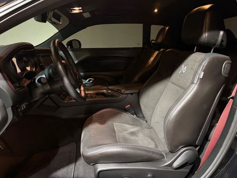 Used 2023 Dodge Challenger R/T Scat Pack RWD image 11