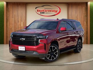 Used 2023 Chevrolet Suburban RST w/ Sport Performance Package AWD/4WD video 1
