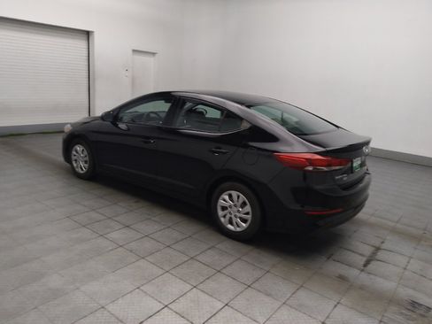 Used 2018 Hyundai Elantra SE w/ Cargo Package FWD image 3