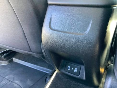 Used 2025 Hyundai Sonata SEL FWD image 34