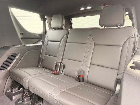 Used 2023 Chevrolet Tahoe High Country AWD/4WD image 43