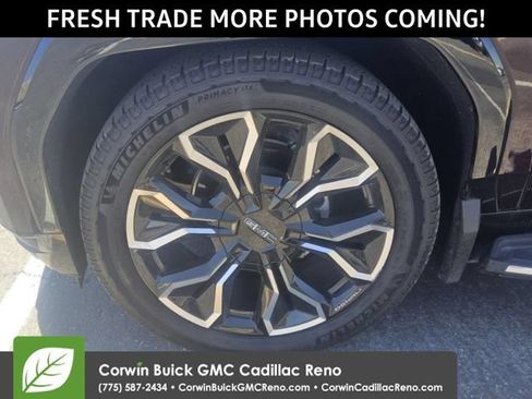 Used 2025 GMC Sierra EV Denali AWD/4WD image 5