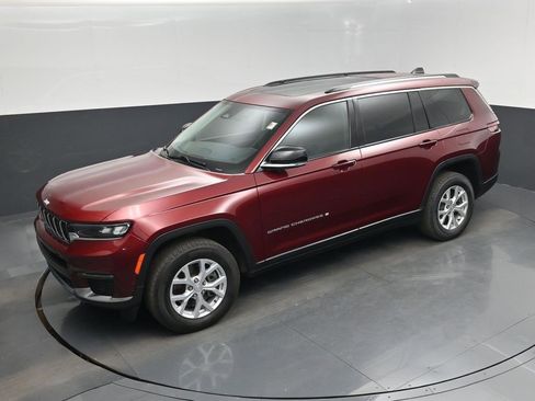 Used 2024 Jeep Grand Cherokee L Limited w/ Luxury Tech Group II image 37