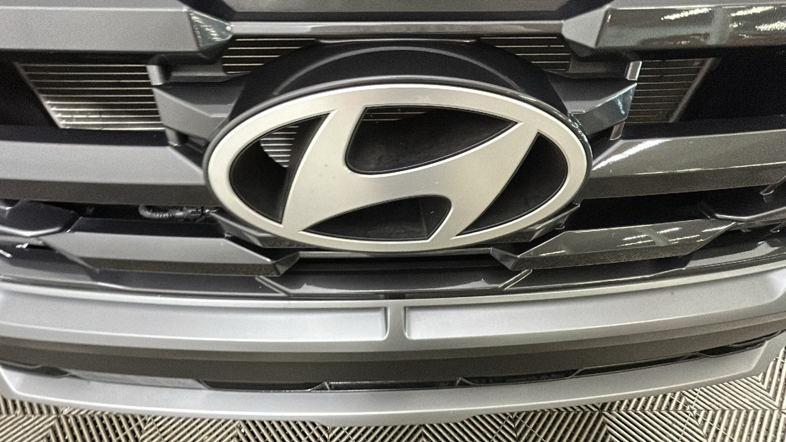 Certified 2025 Hyundai Tucson SE FWD image 10