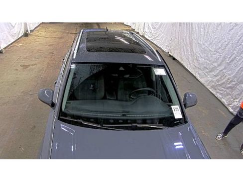 Used 2023 Volkswagen Taos SE w/ Panoramic Sunroof Package FWD image 3