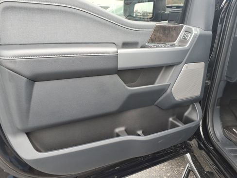 Used 2024 Ford F250 Lariat w/ FX4 Off-Road Package image 12