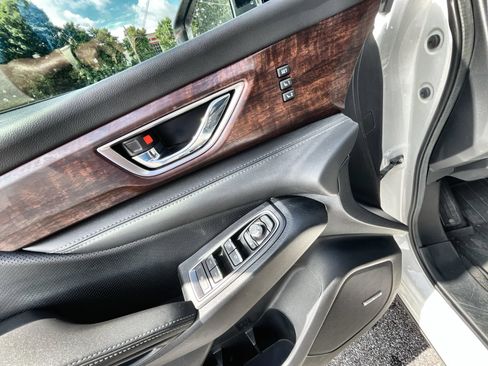 Certified 2023 Subaru Ascent Touring AWD/4WD image 17