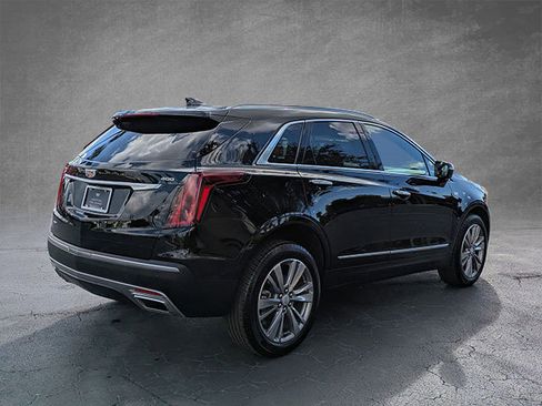 Certified 2025 Cadillac XT5 Premium Luxury w/ Technology Package image 6