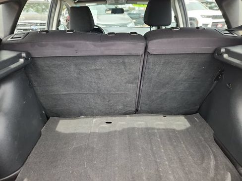 Used 2012 Hyundai Accent GS FWD image 10