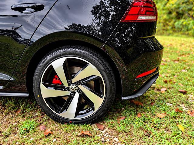 Used 2019 Volkswagen GTI SE w/ SE Experience Package FWD image 8