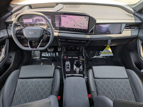 New 2027 Audi SQ6 e-tron Premium Plus AWD/4WD image 5