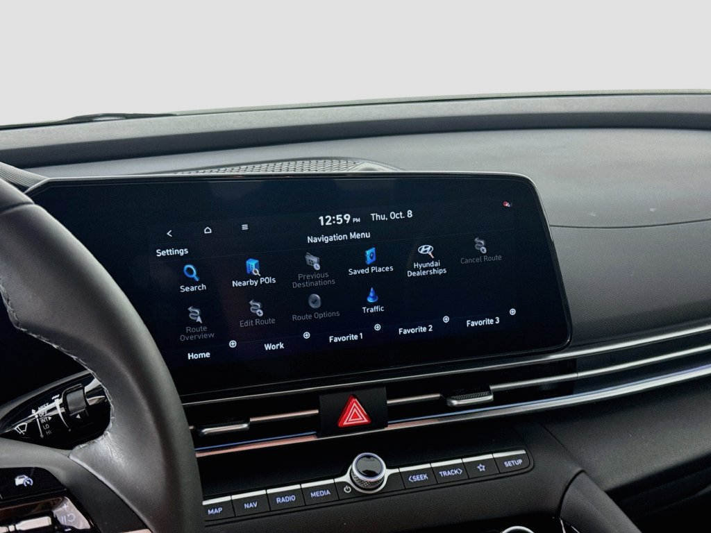 Certified 2025 Hyundai Elantra Limited FWD image 13