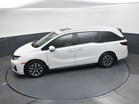 New 2026 Honda Odyssey EX-L image 22