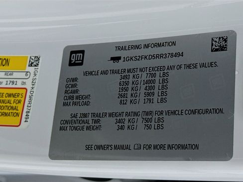 Used 2024 GMC Yukon XL SLE image 33