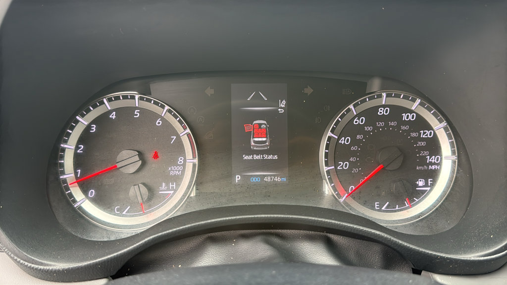 Used 2022 Toyota Highlander LE AWD/4WD image 18