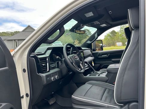 New 2026 GMC Sierra 2500 AT4X w/ AT4X AEV Edition AWD/4WD image 49