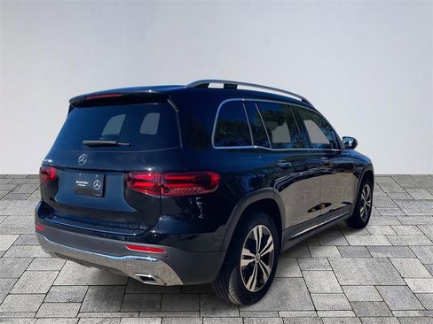 Certified 2025 Mercedes-Benz GLB 250 image 7