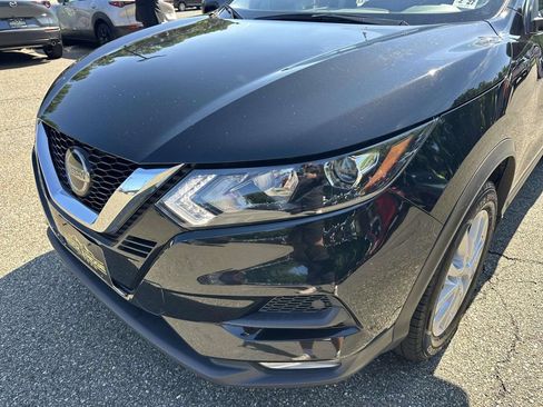 Certified 2022 Nissan Rogue Sport SV AWD/4WD image 9