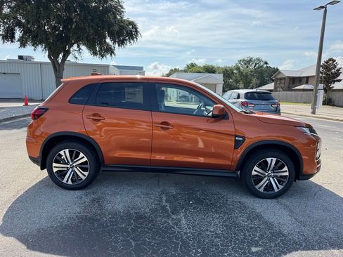 Used 2025 Mitsubishi Outlander Sport SE image 10