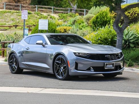 Used 2021 Chevrolet Camaro LT w/ RS Package RWD image 8