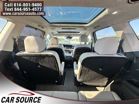 Used 2024 Kia Telluride SX Prestige AWD/4WD image 22