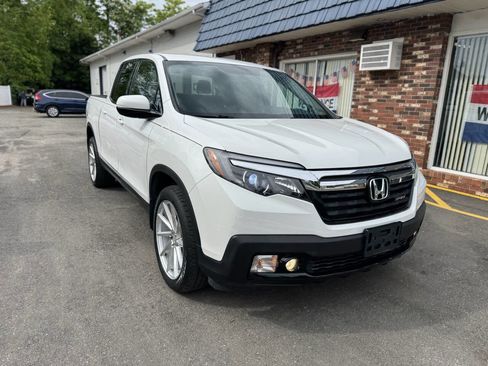 Used 2019 Honda Ridgeline Sport image 4