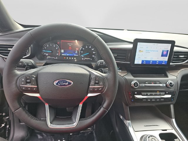 Used 2020 Ford Explorer Limited AWD/4WD image 13