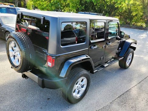 Used 2014 Jeep Wrangler Unlimited Sport AWD/4WD image 15