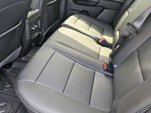 New 2025 Chevrolet Colorado LT w/ LT Convenience Package image 10