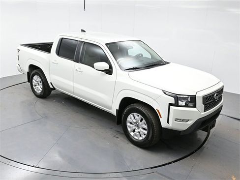 Used 2024 Nissan Frontier SV w/ SV Convenience Package image 29