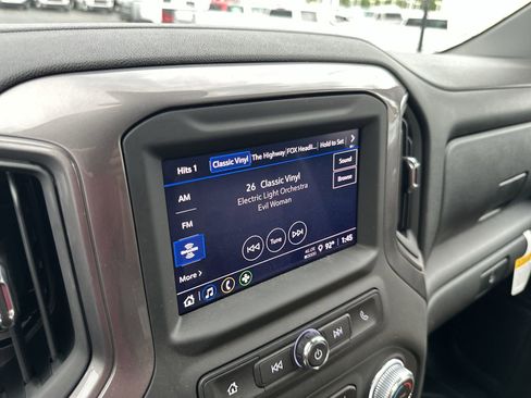 New 2025 GMC Sierra 2500 Pro w/ Convenience Package image 16