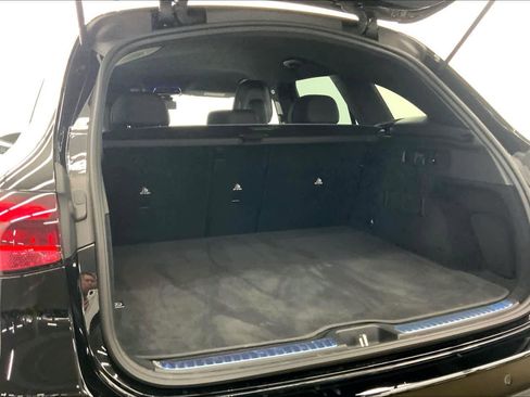 Used 2026 Mercedes-Benz GLC 300 image 16