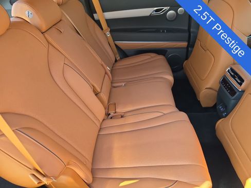 Certified 2025 Genesis GV80 2.5T Prestige AWD/4WD image 17