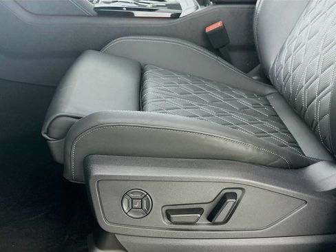 New 2026 Audi SQ5 Premium Plus AWD/4WD image 17