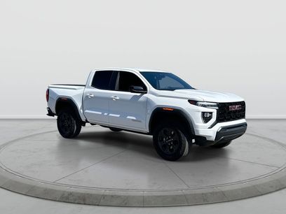 Used 2025 GMC Canyon Elevation
